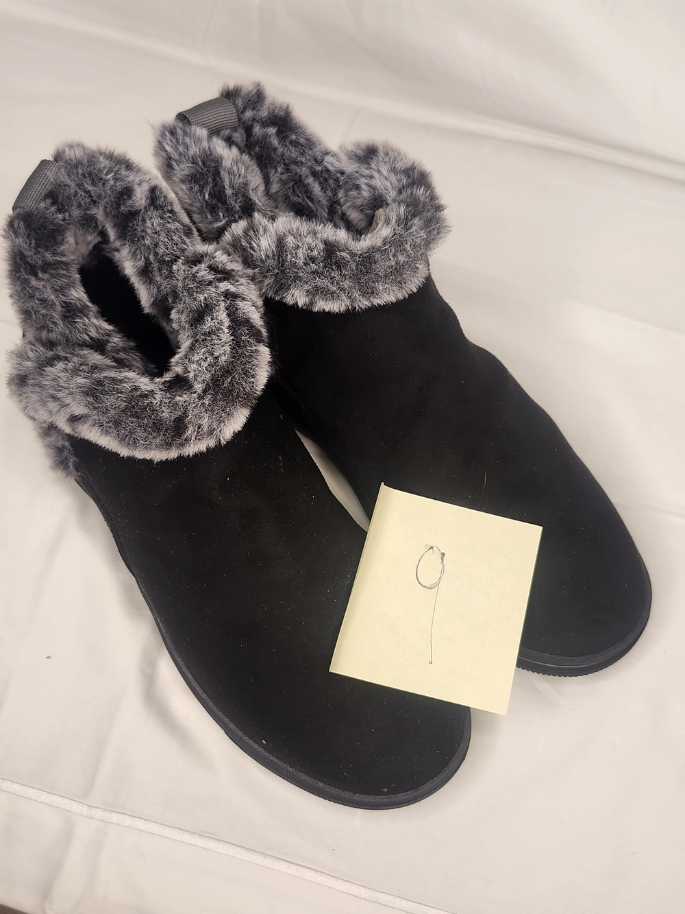Clarks Black Faux-Fur Cuff Slip-On Winter Shoes - Picture 6 of 7